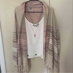 Tan/cream cardigan